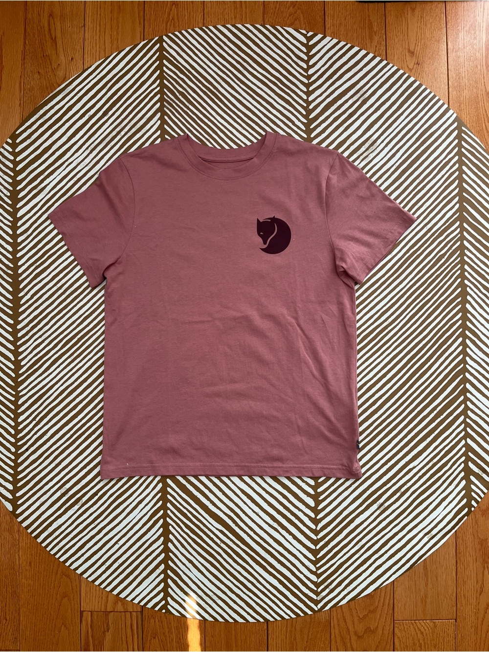 Fjallraven Fox Boxy Logo Tee (women's XS)